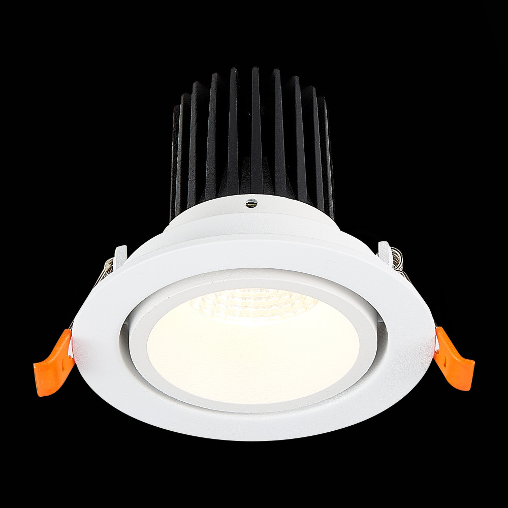 ST705.538.10 Св-к встр. Белый LED 1*10W 3000K 750Lm Ra>90 38° IP20 D102xH85 170-240V Встраиваемые светильники